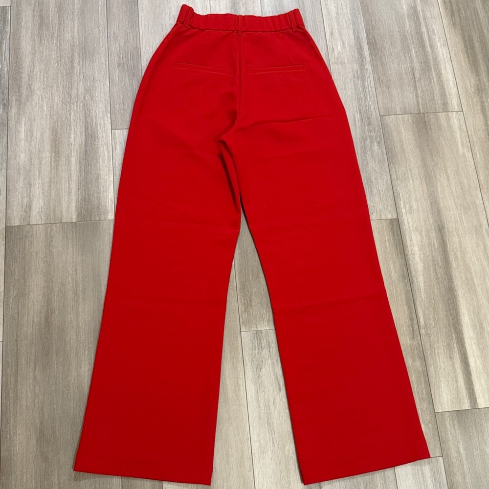 Abercrombie and Fitch Pants - Picture 2 of 12